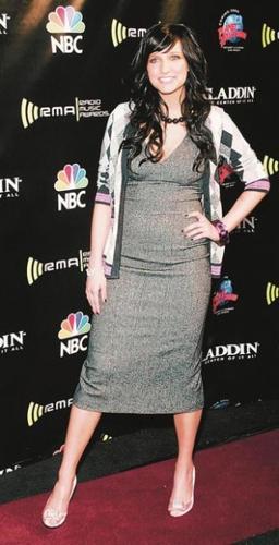 'Housewife' tops worst-dressed list  