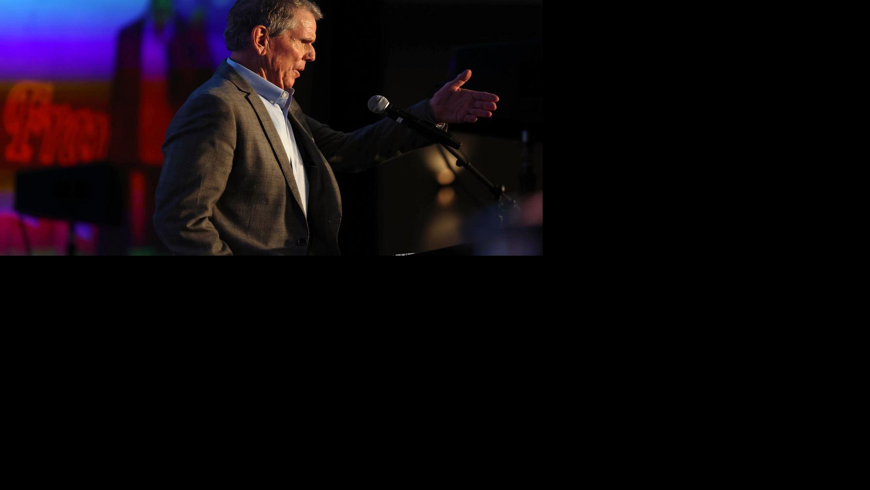 Frank Busch's Arizona coaching career set higher standards | Greg Hansen