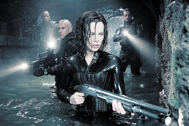 Underwhelming ripoff of 'Matrix' movies  