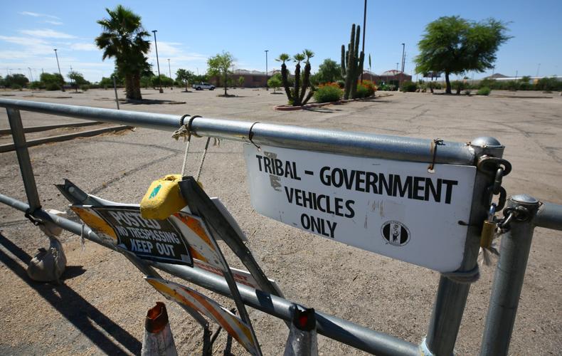 Century Park 16 movie theaters (le)