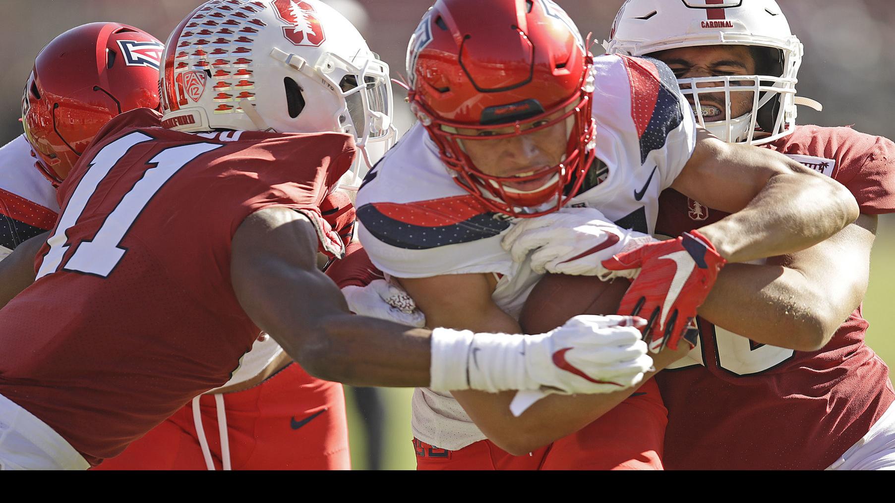 Wildcats Shuffle Qbs But Can T Stop Stanford S In 41 31 Loss On