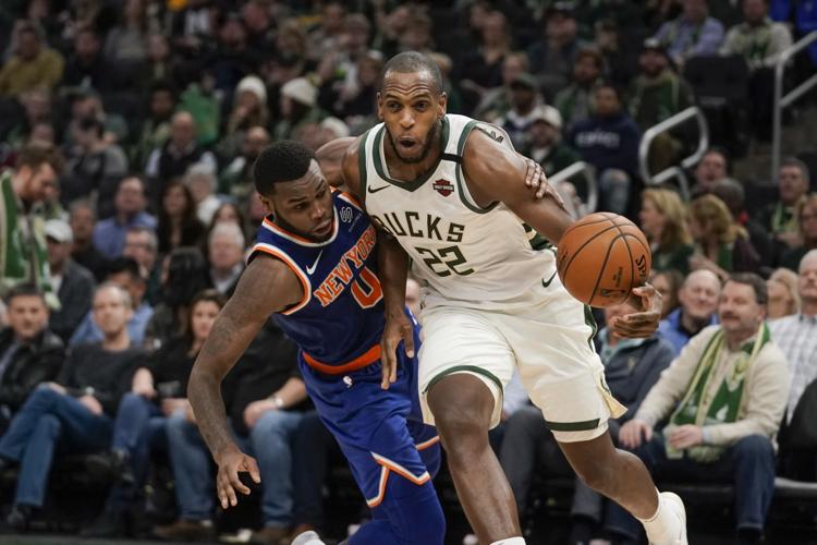 Knicks Bucks Basketball