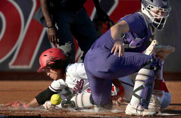 Best Arizona softball photos