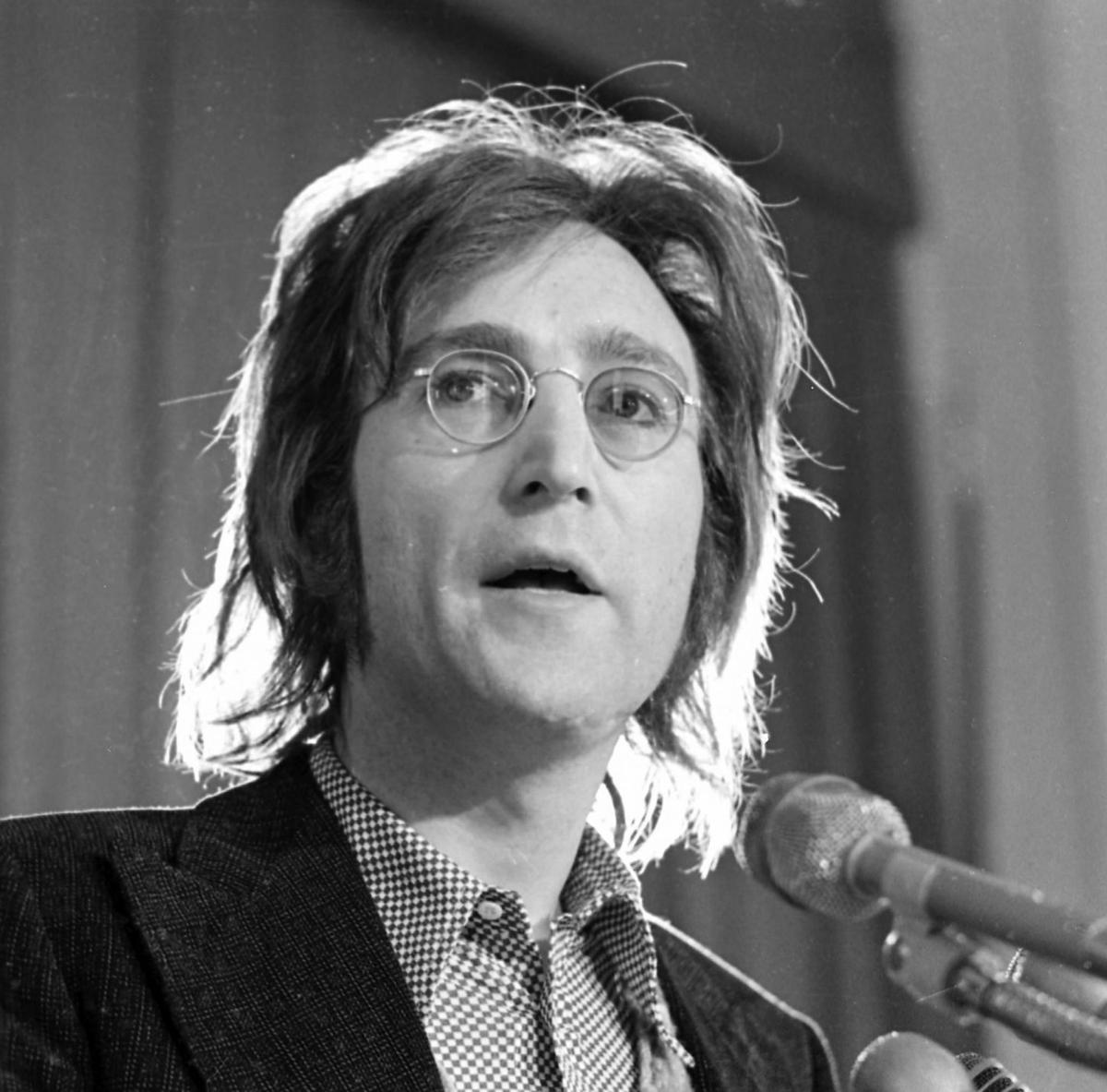photos remembering john lennon 36 years after his death photos remembering john lennon 36 years after his death