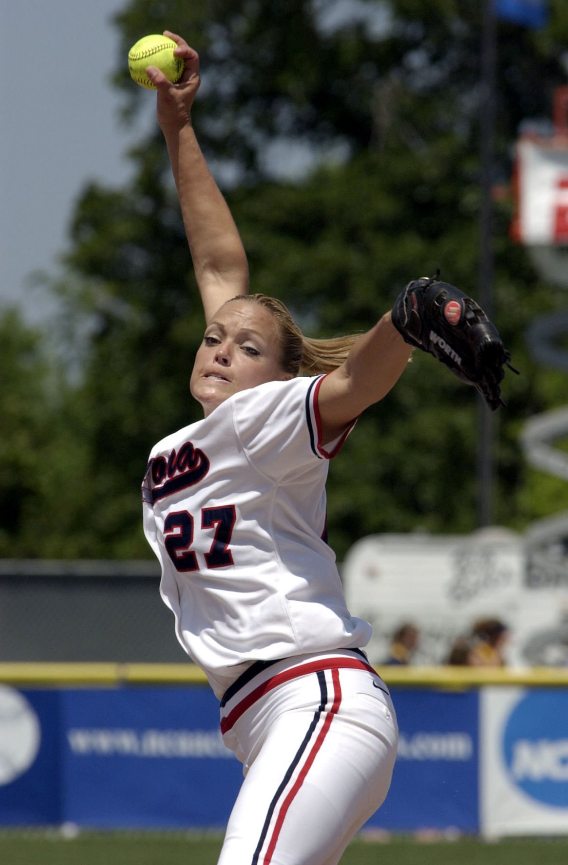 Q-&-A with Jennie Finch: Softball trailblazer on how women in sports are  growing in today's sports world – The Burlington Record