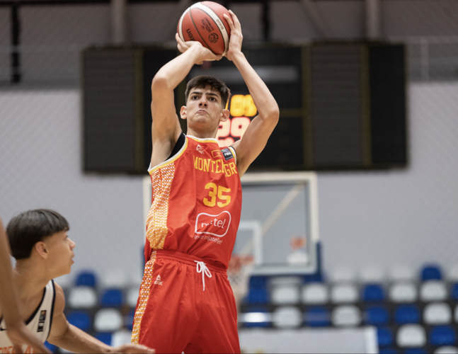 Maksim Brnovic Montenegro