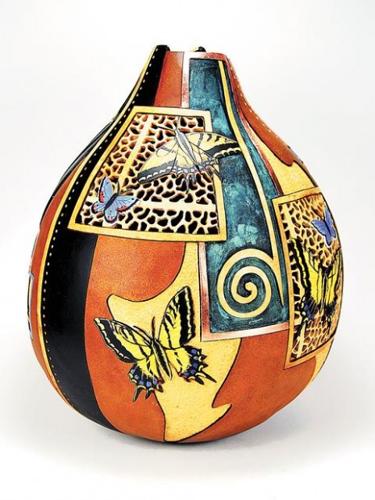 Hobbyists make gorgeous gourds  