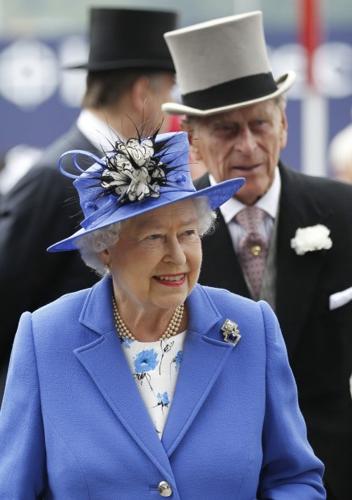 Jubilee kicks off for queen's 60 royal years    
