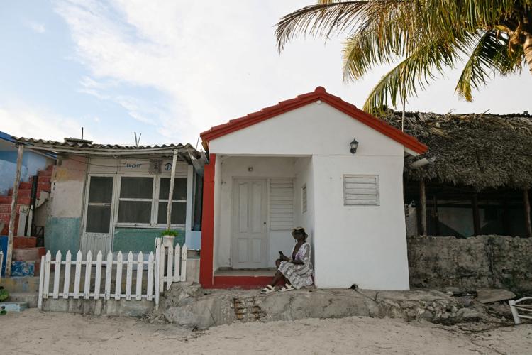 CUBA-CRISIS/TOURISM