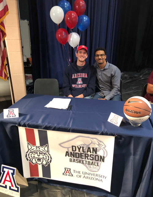 Dylan Anderson signing