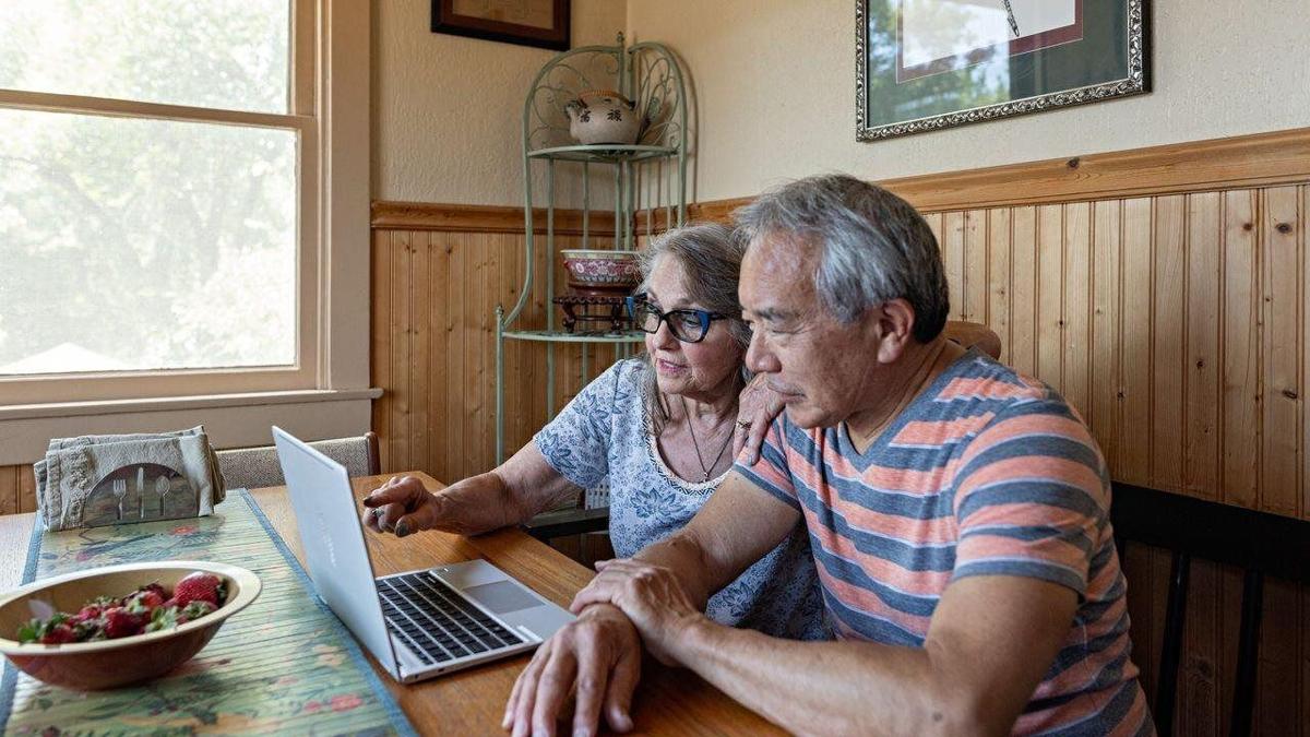 Empiece el año nuevo con el pie derecho: los 5 puntos principales en la lista de tareas de atención médica de las personas mayores