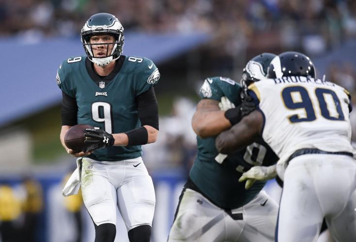 Eagles Rams Football