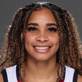 Esmery Martinez headshot 2023-24