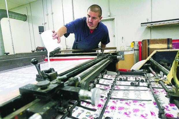 Temporary-tattoo firm thrives  