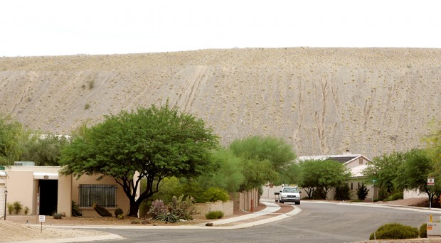 UA finds tailings have troubling tiny particles   