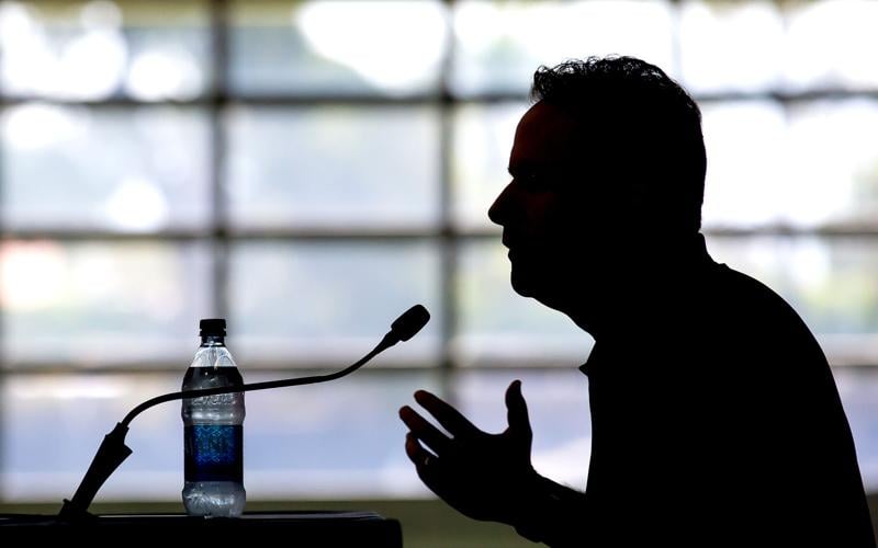 080621-tuc-spt-hansencol-p1