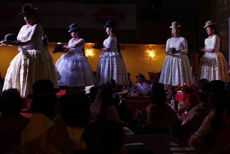 BOLIVIA-DESFILE CHOLITAS