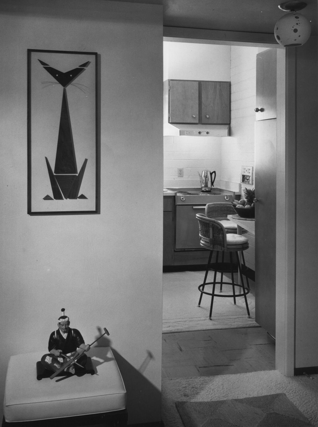 Career girls' homes in 1961