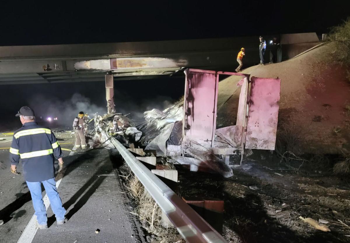 Deadly tractortrailer crash closes Interstate 10 near Willcox