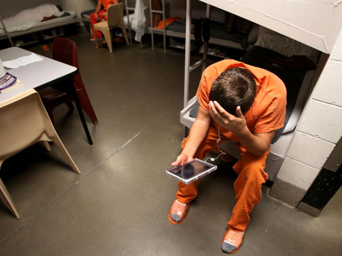 Jail Inmates To Use Tablets For Communicating Entertainment Tucson Com