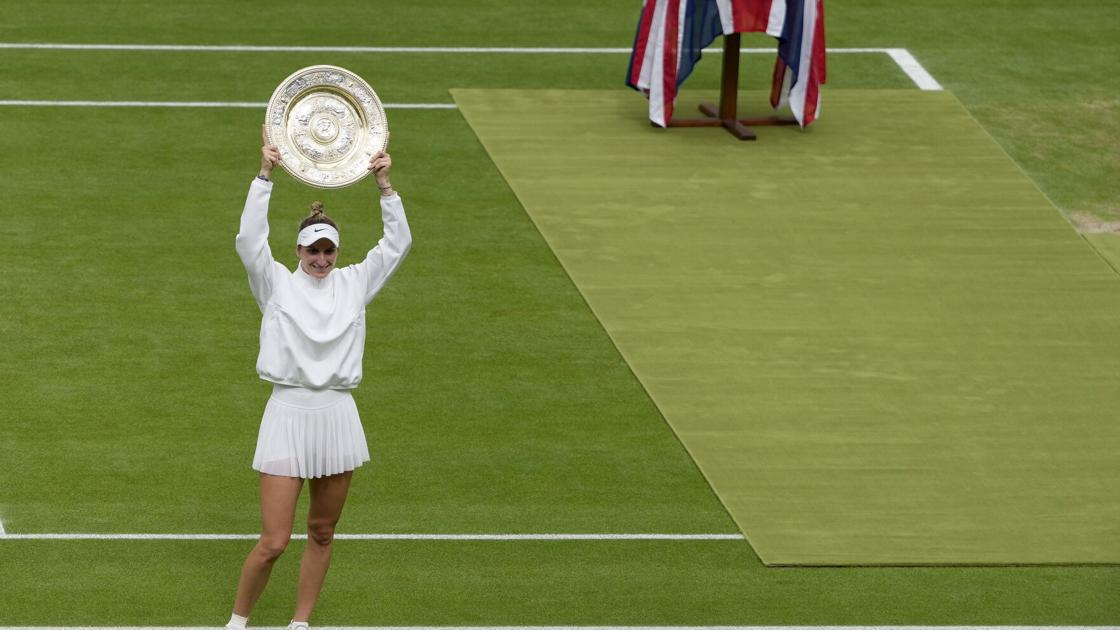 Vondrousova makes Wimbledon history