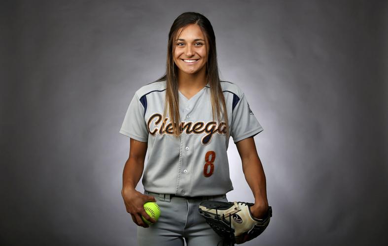 020622-tuc-spt-uasoftballmain-p2