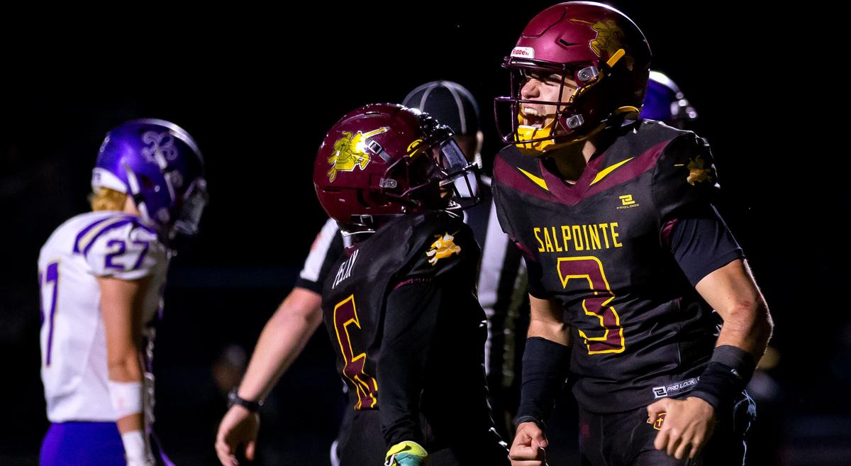 112721-tuc-spt-hsfbsalpointe-p4.JPG