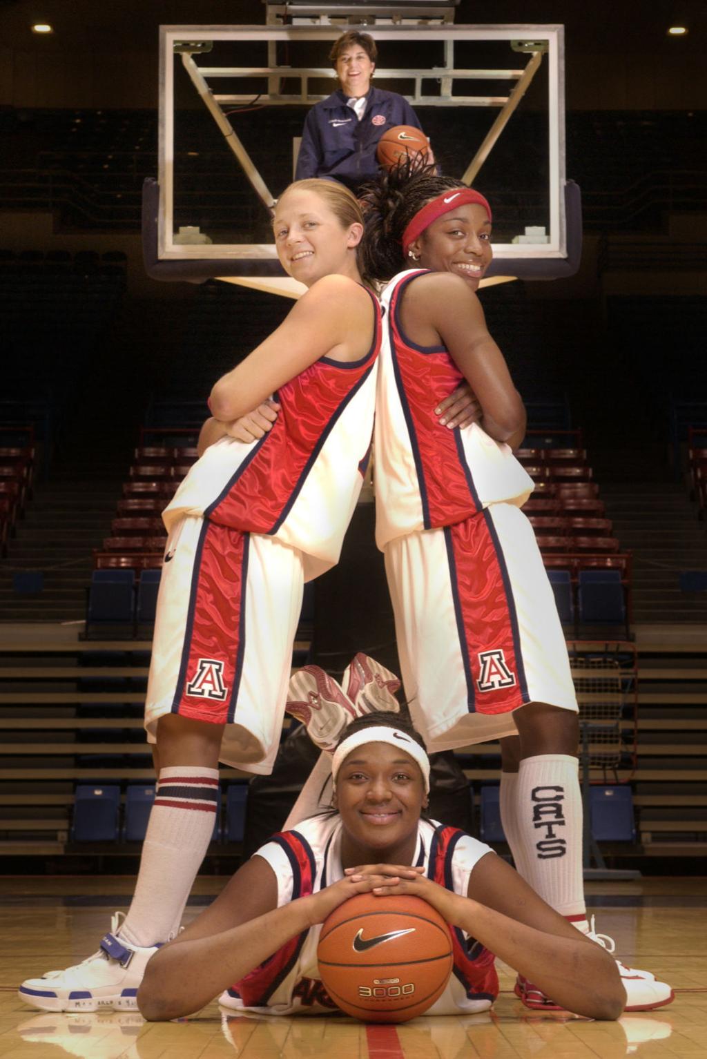 Photos Arizona Wildcats Women S Basketball Coach Joan Bonvicini