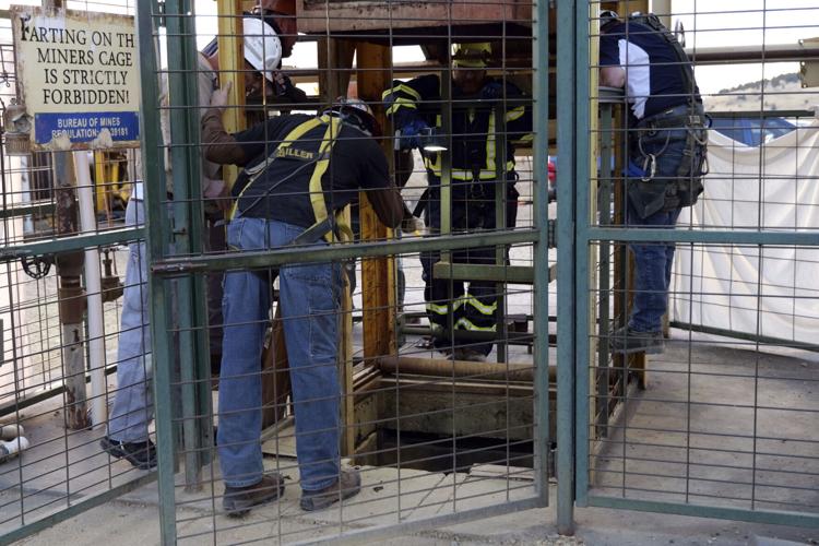 Colorado Gold Mine People Trapped