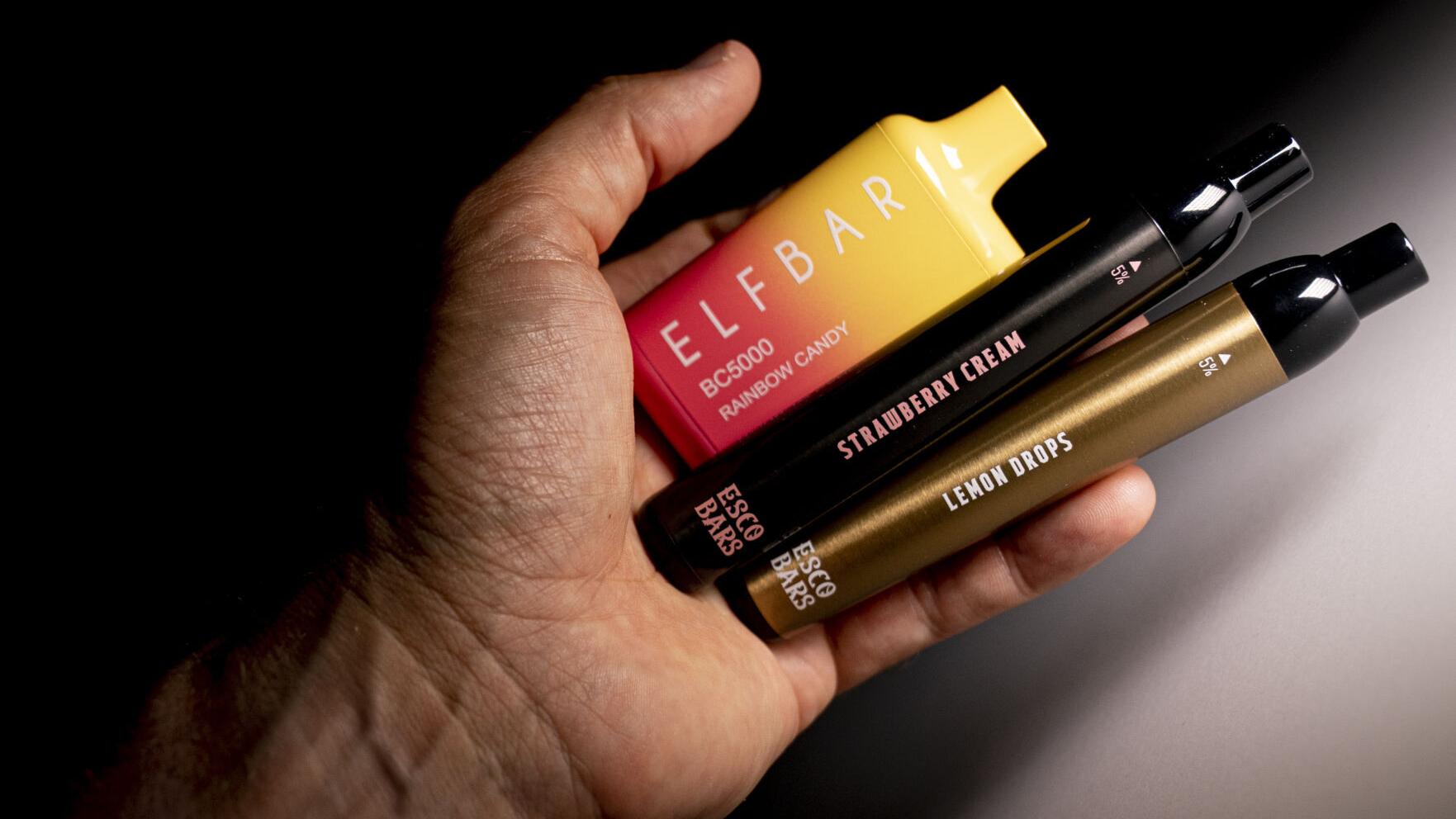 Fruit-flavored vapes make way to US despite FDA - Vimarsana News