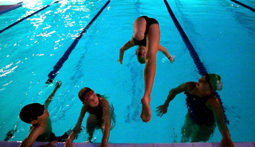 071215-spt-swimmer-p1