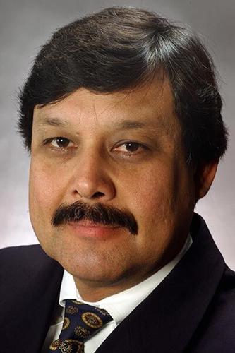 Ernest Sotomayor, 2002