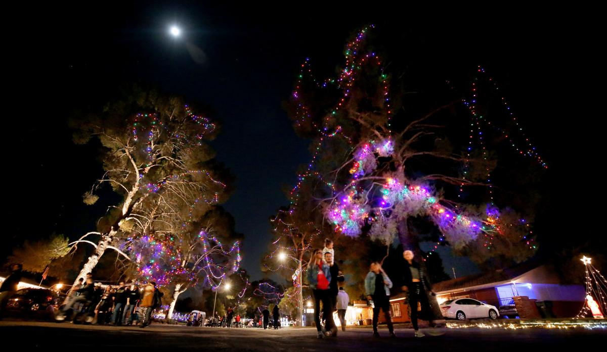 Winterhaven Lights Second Biggest Food Drive For Community Food