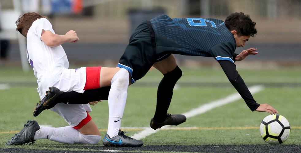 Sunnyside in 5A boys soccer semifinal