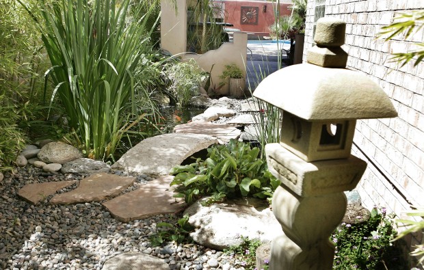 Tour 11 backyards in Jefferson Park   