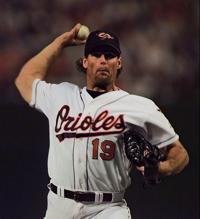 10. Scott Erickson, pitcher