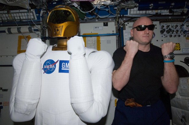 NASA activates experimental robot help on space station - say 'Hi' to Robonaut   