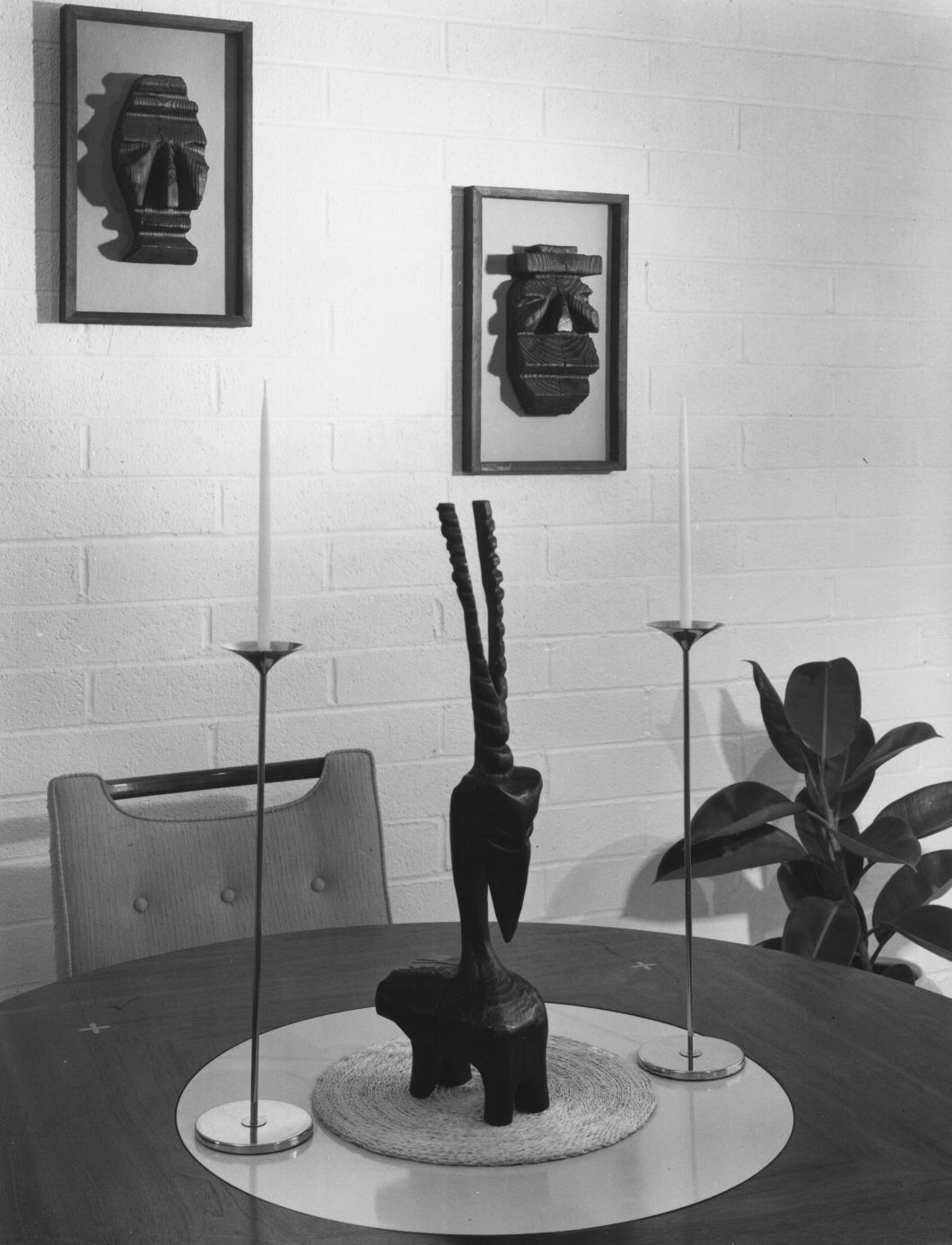 Career girls' homes in 1961