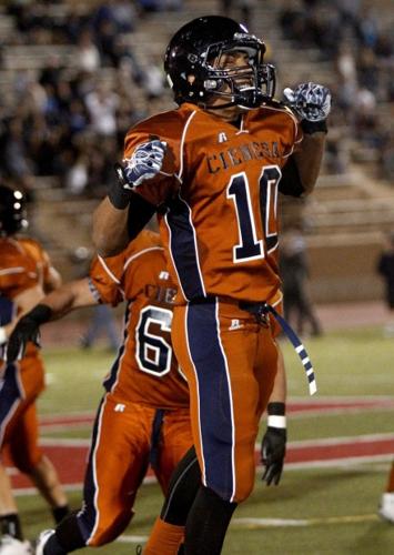 High school football: Defensive stop lets Cienega advance to first title game   