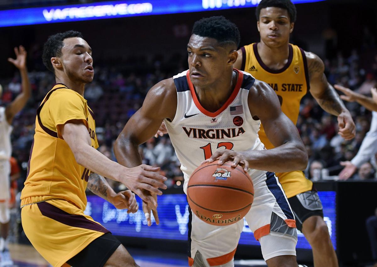Pac 12 Basketball Roundup Virginia Withstands 19 0 Run To Beat