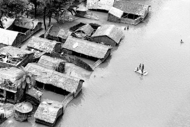 Waterborne diseases are killing thousands in floods' aftermath  