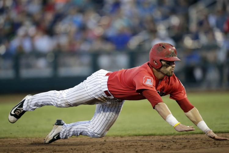 Arizona vs. Coastal Carolina in College World Series