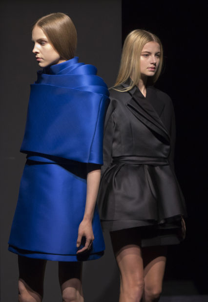 Paris Fashion Dice Kayek