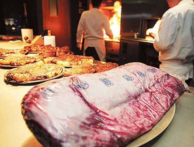 Ban over, U.S. beef returns to Japan  