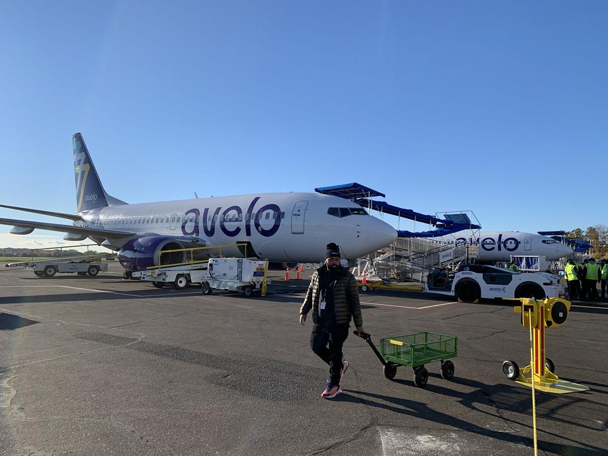 Avelo Airlines to cut ties with ICE, end deportation flights