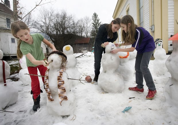 Photo of the day: Snowfamily