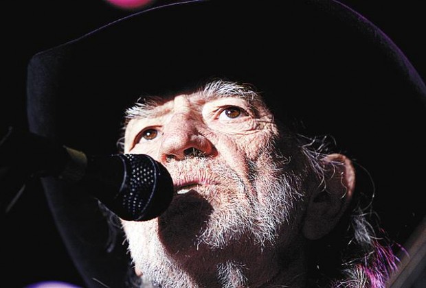 Willie Nelson returns