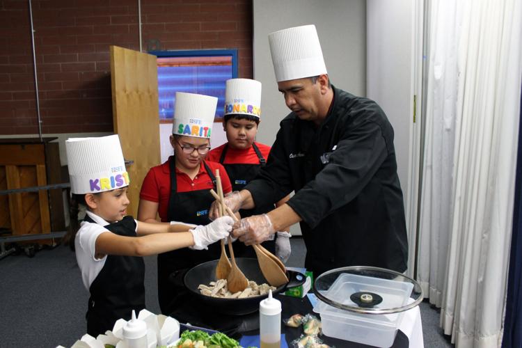 Salad bars help kids, increase produce-industry awareness