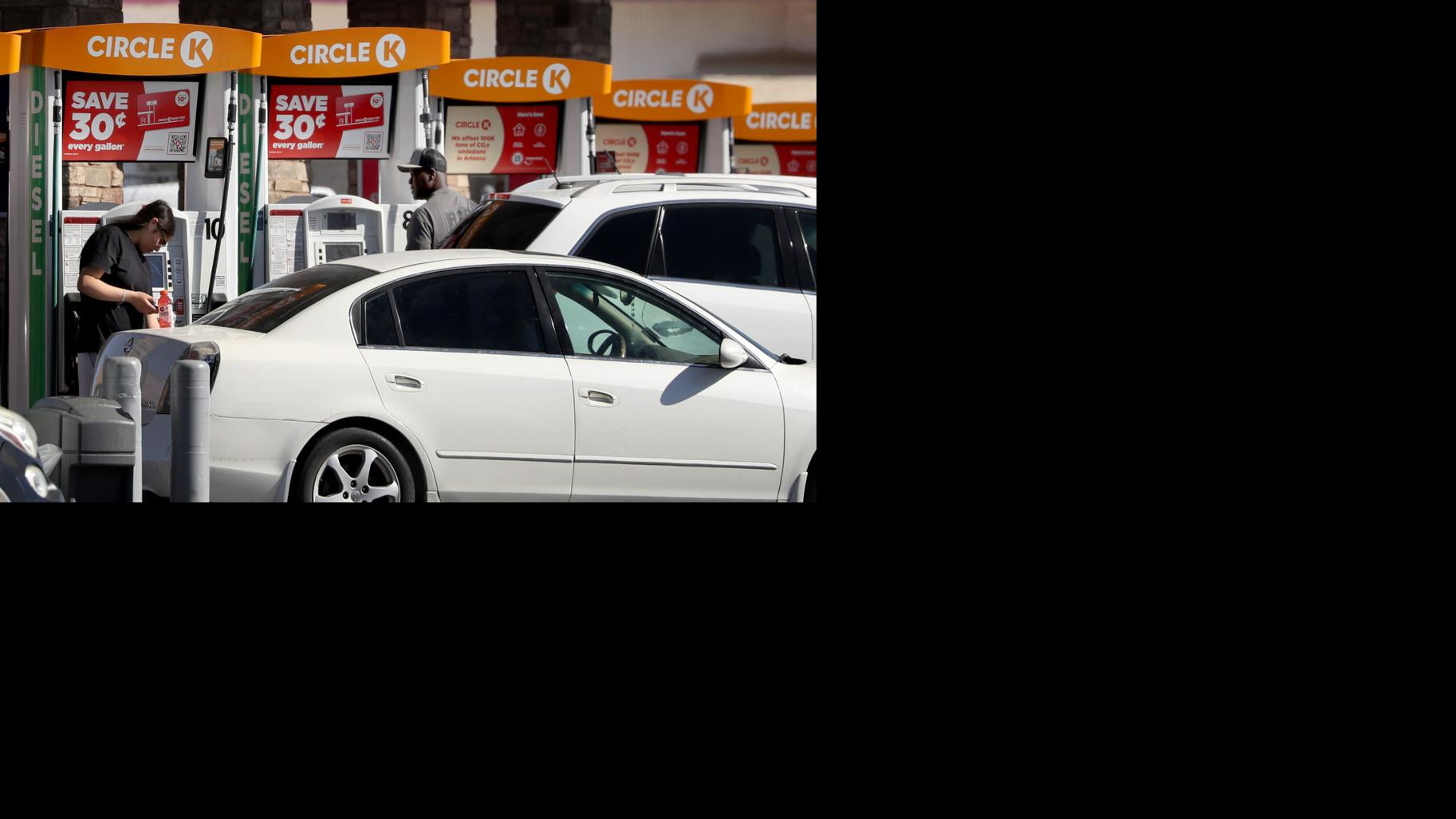 Here's where Tucson drivers can save 40 cents a gallon on gas today
