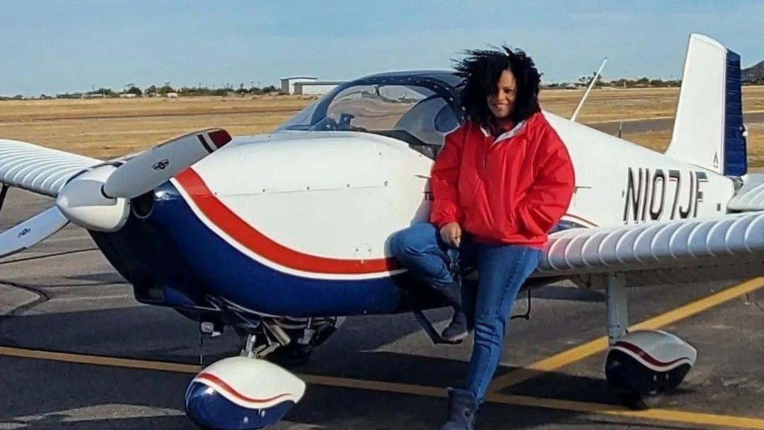 Loved ones mourn Arizona pilot